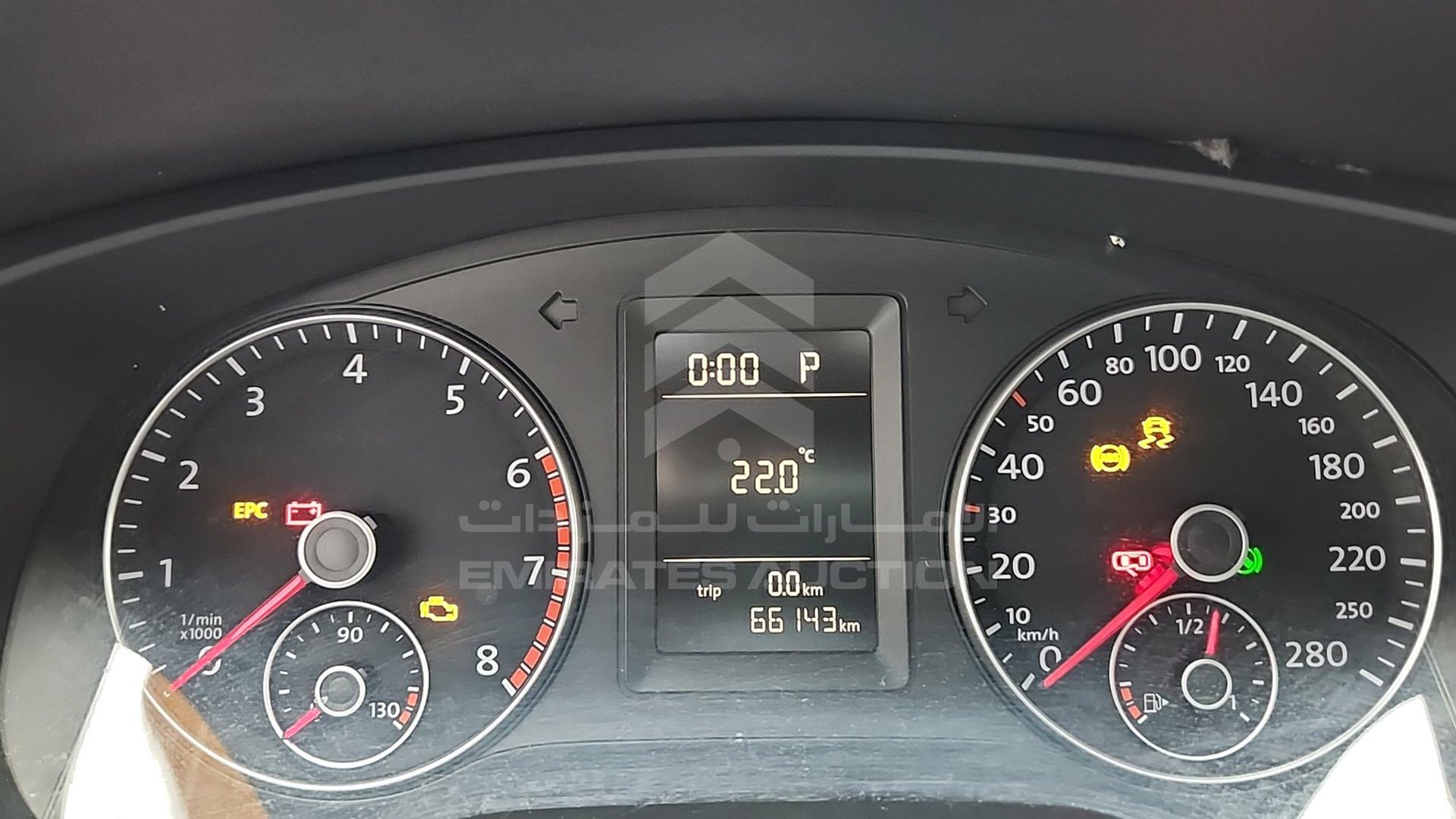 2015 VOLKSWAGEN JETTA VIN: WVWRV1AJXFM200939