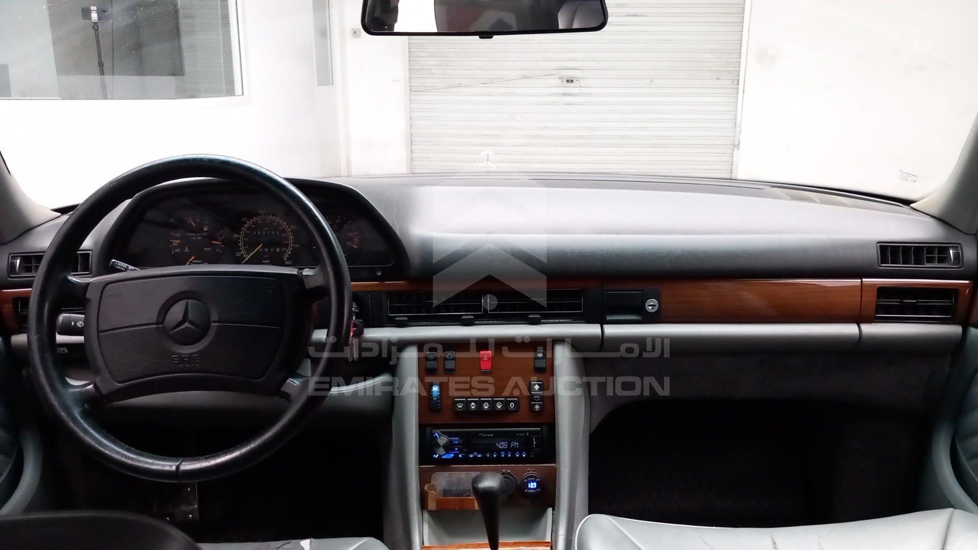 1991 MERCEDES SE 300 VIN: WDBCA24D7MA590747