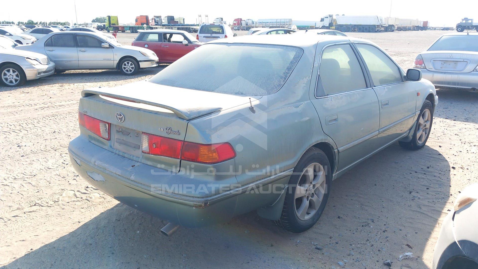 2001 TOYOTA CAMRY VIN: 6T1BG22K71X444337