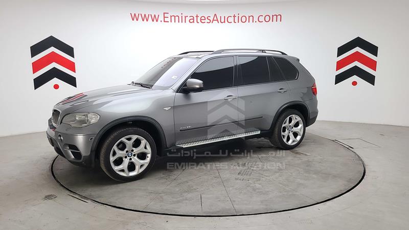 WBAZV4102DL926884 Auction: EmiratesAuction Lot: 409005 WBAZV4102DL926884 BMW X5 2013 GREY Photo 58