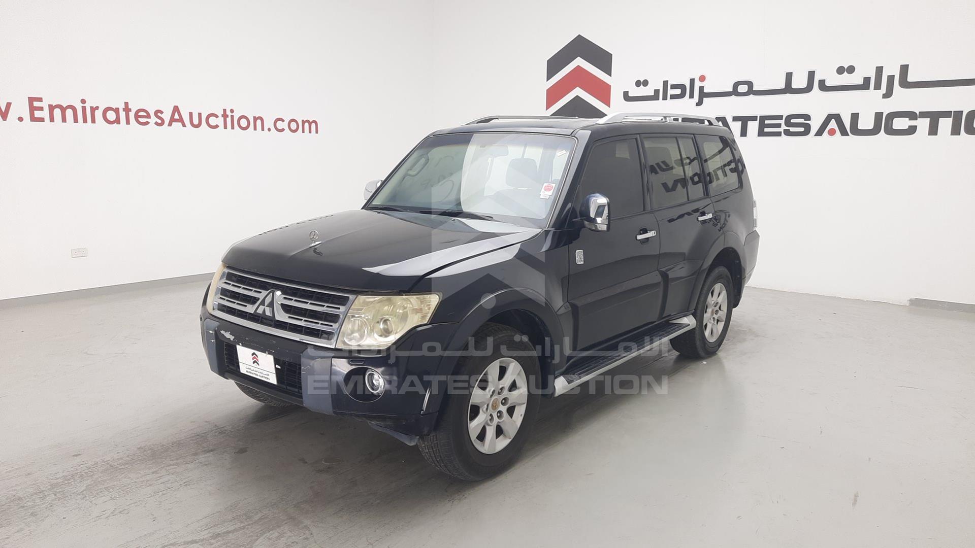 2011 MITSUBISHI PAJERO VIN: JMYLRV95WBJ706153