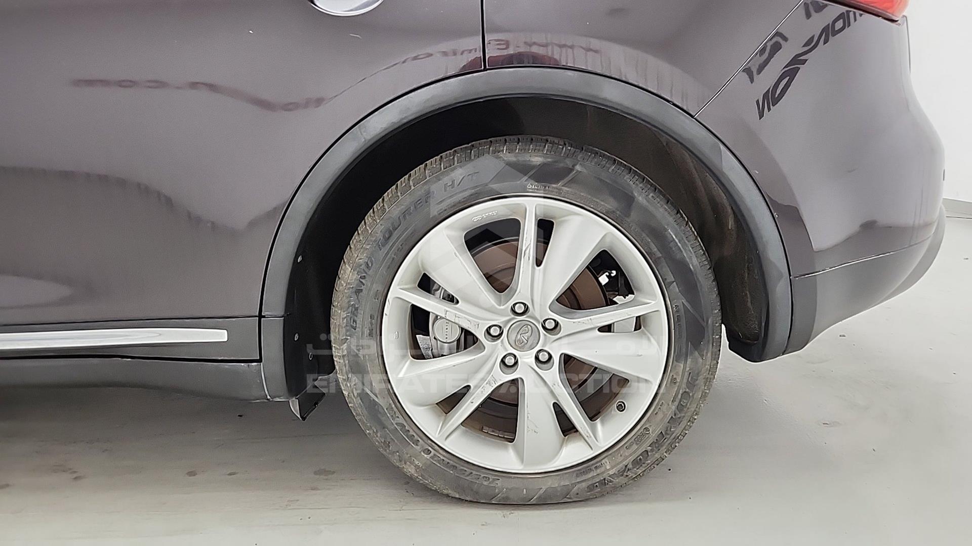 2014 INFINITI QX 70 VIN: JNRCS1MW6EM630195