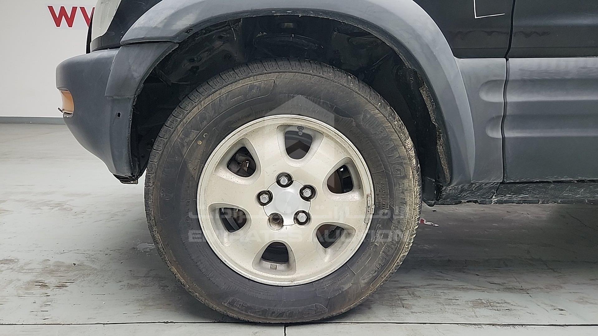 1996 TOYOTA RAV-4 VIN: SXA100142017