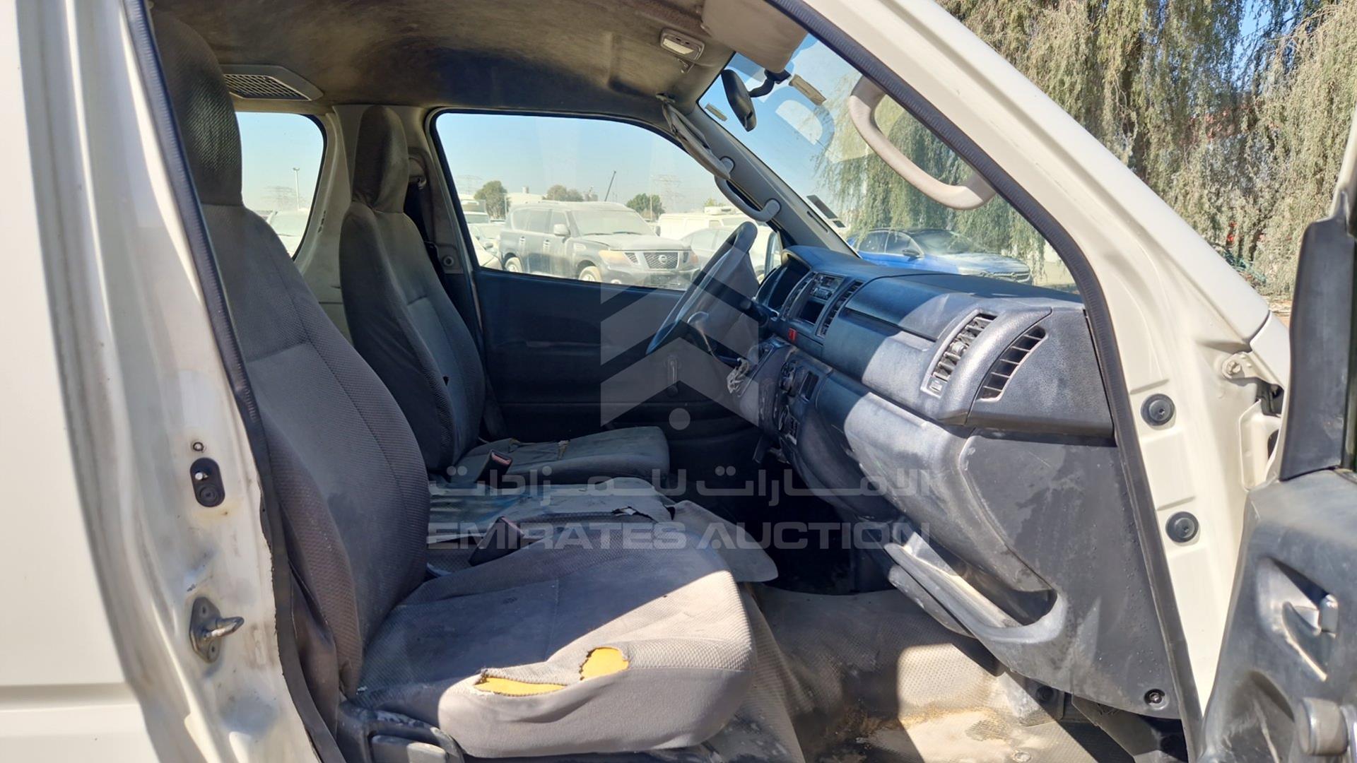 2015 TOYOTA HIACE VIN: JTGJX02P6F5041788