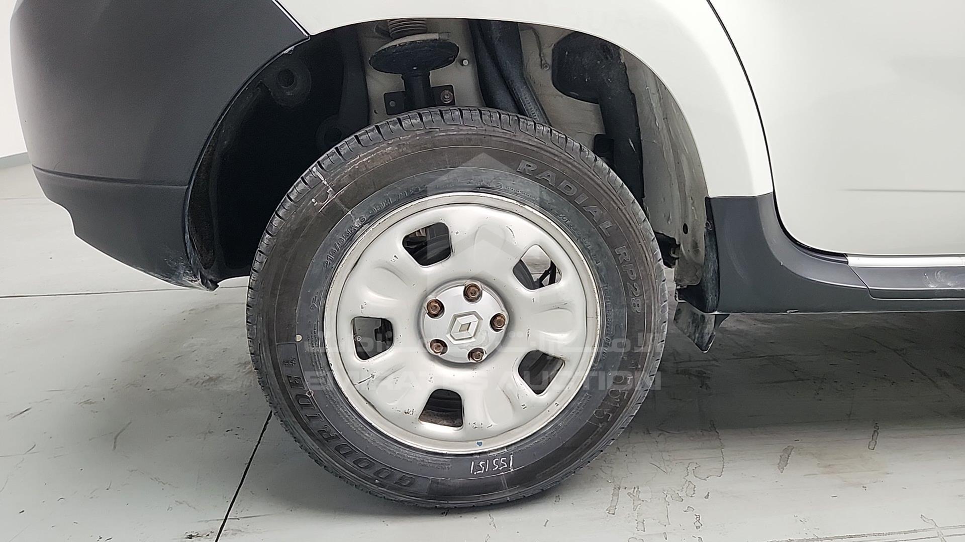 2017 RENAULT DUSTER VIN: VF1HSRGJ8HA529118