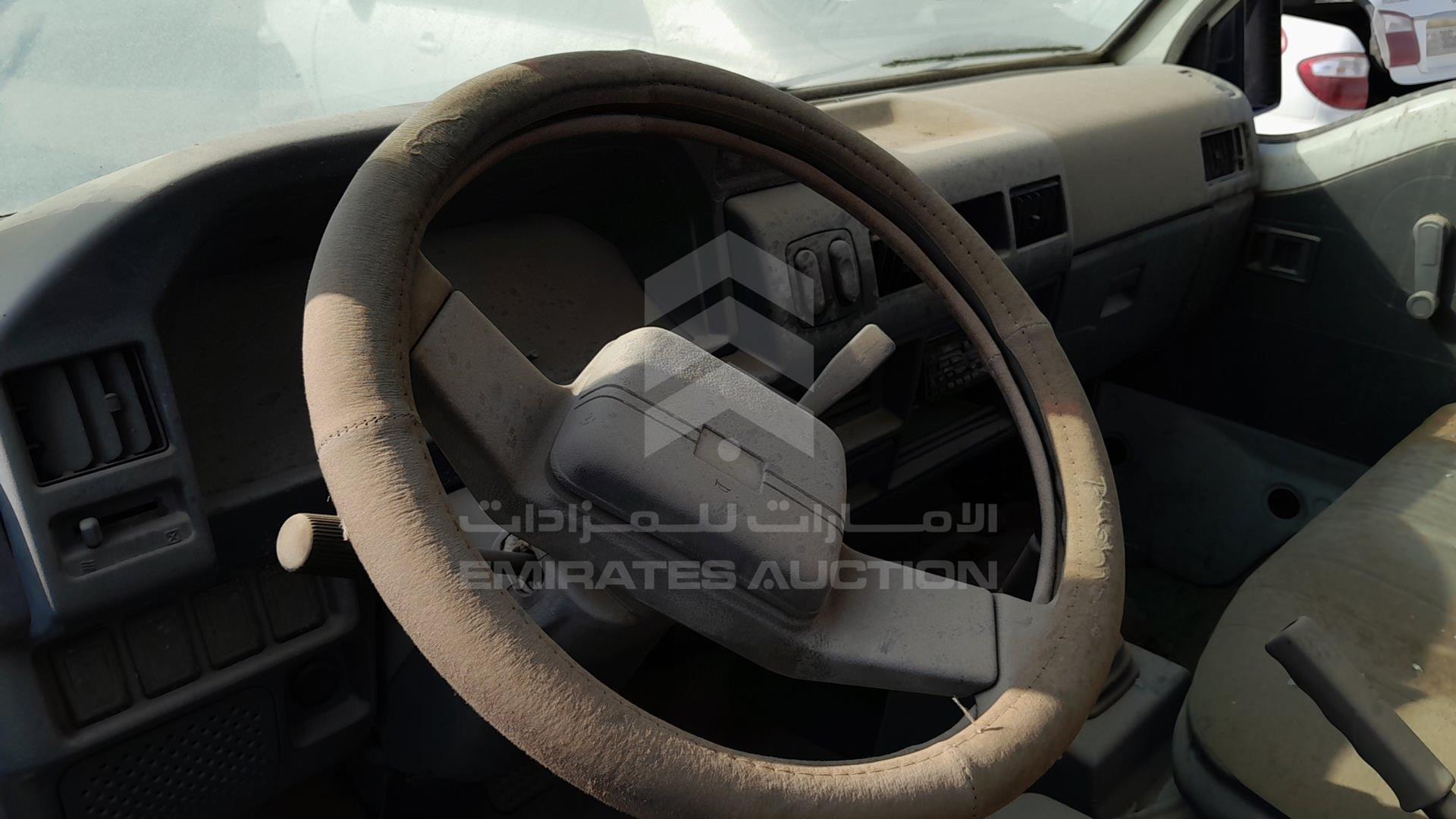 2004 MITSUBISHI L 300 VIN: JMYGNP03V5A770856