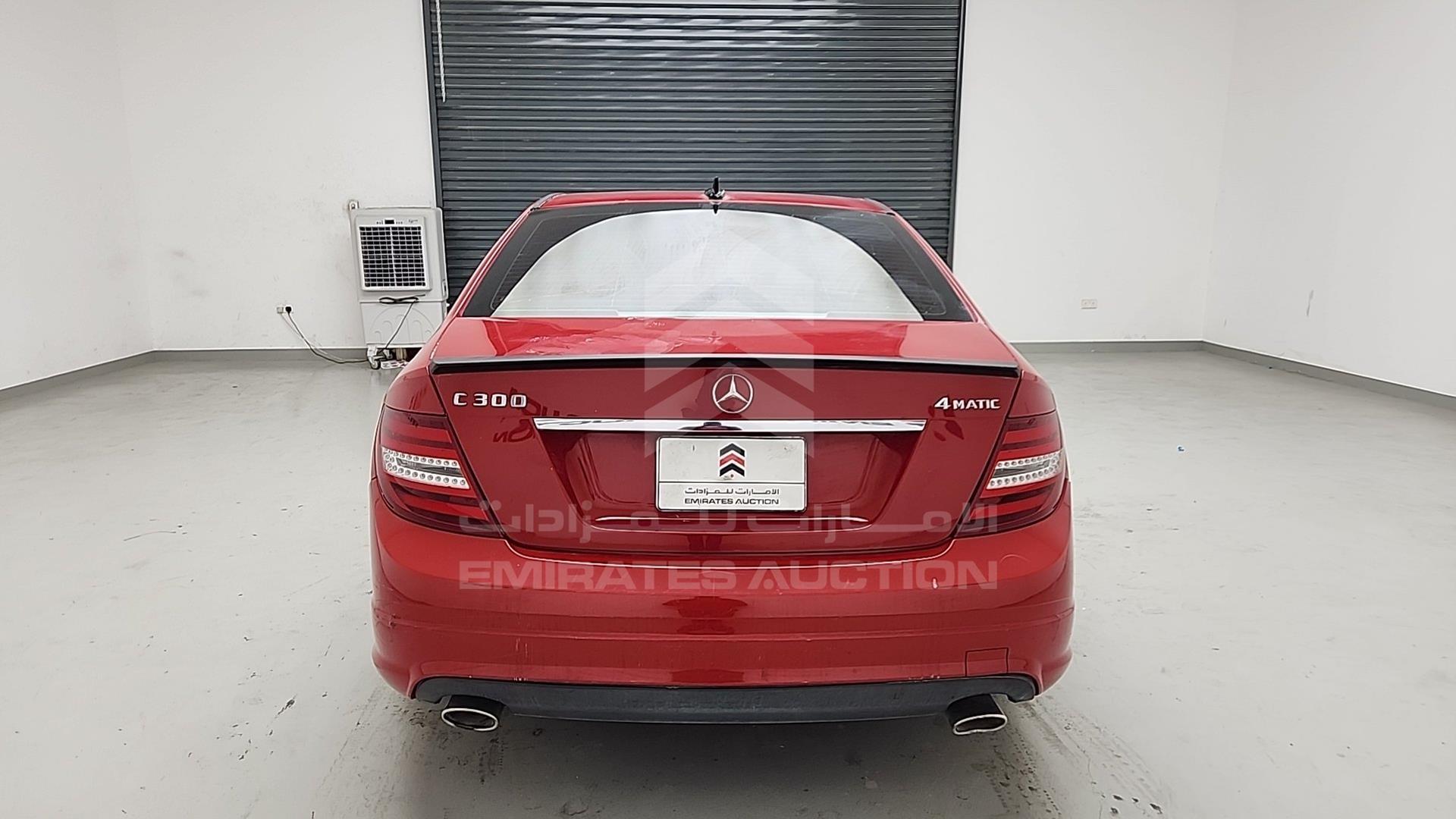 2011 MERCEDES C 300 VIN: WDDGF8BB6BR144232