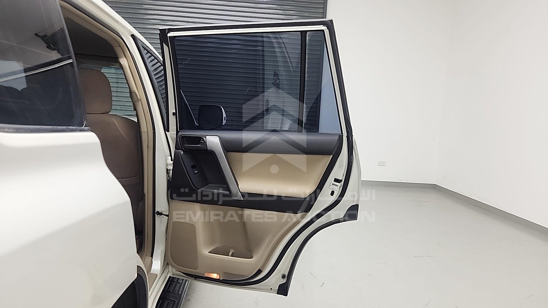 2011 TOYOTA PRADO VIN: JTEBX9FJXB5015146