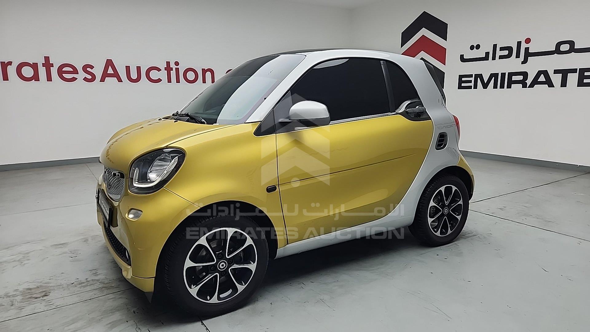 2016 SMART FORTWO VIN: WMEFJ5DA2GK071952