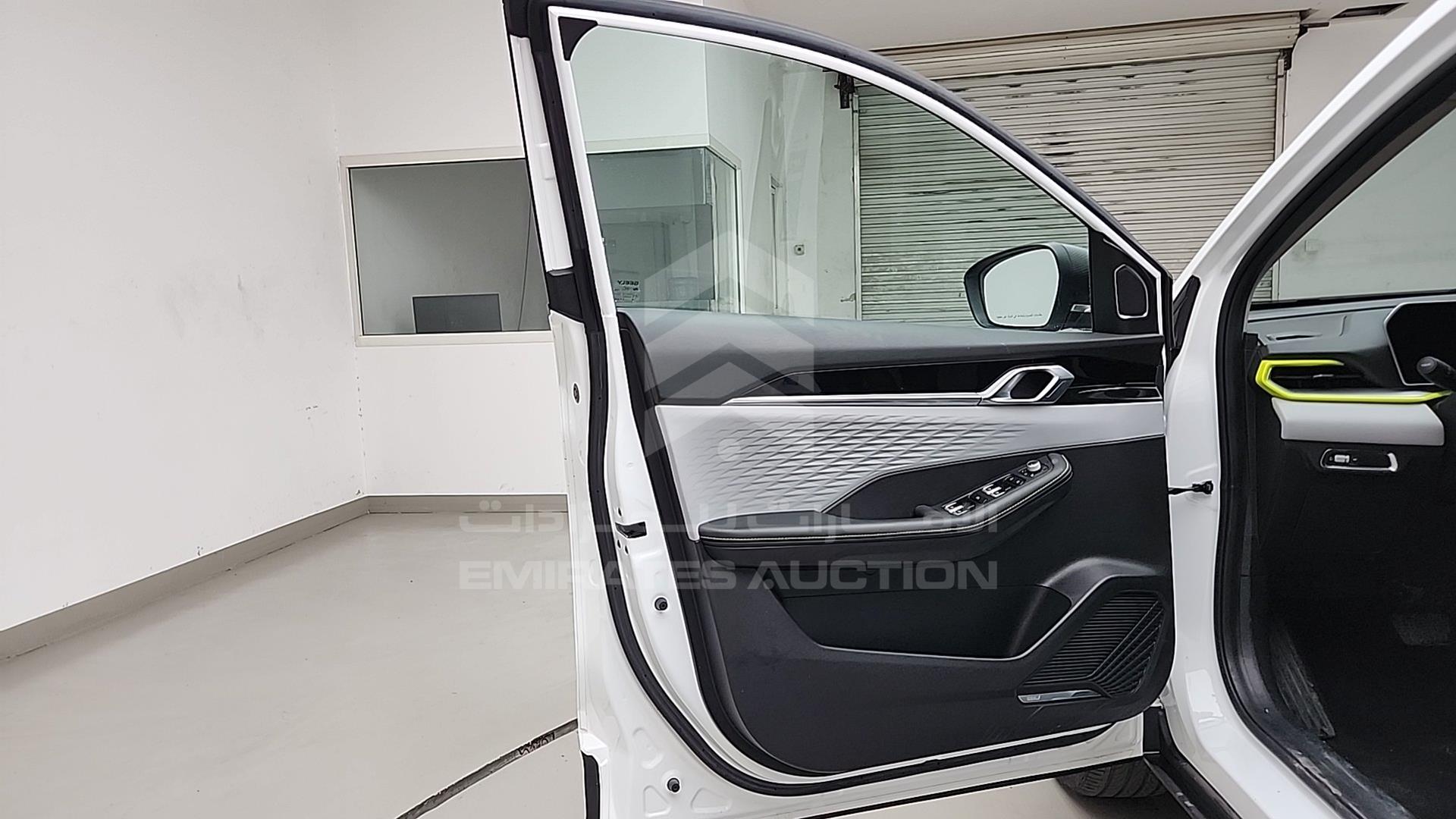 2024 GEELY COOLRAY VIN: LB3762KZ9RX503475