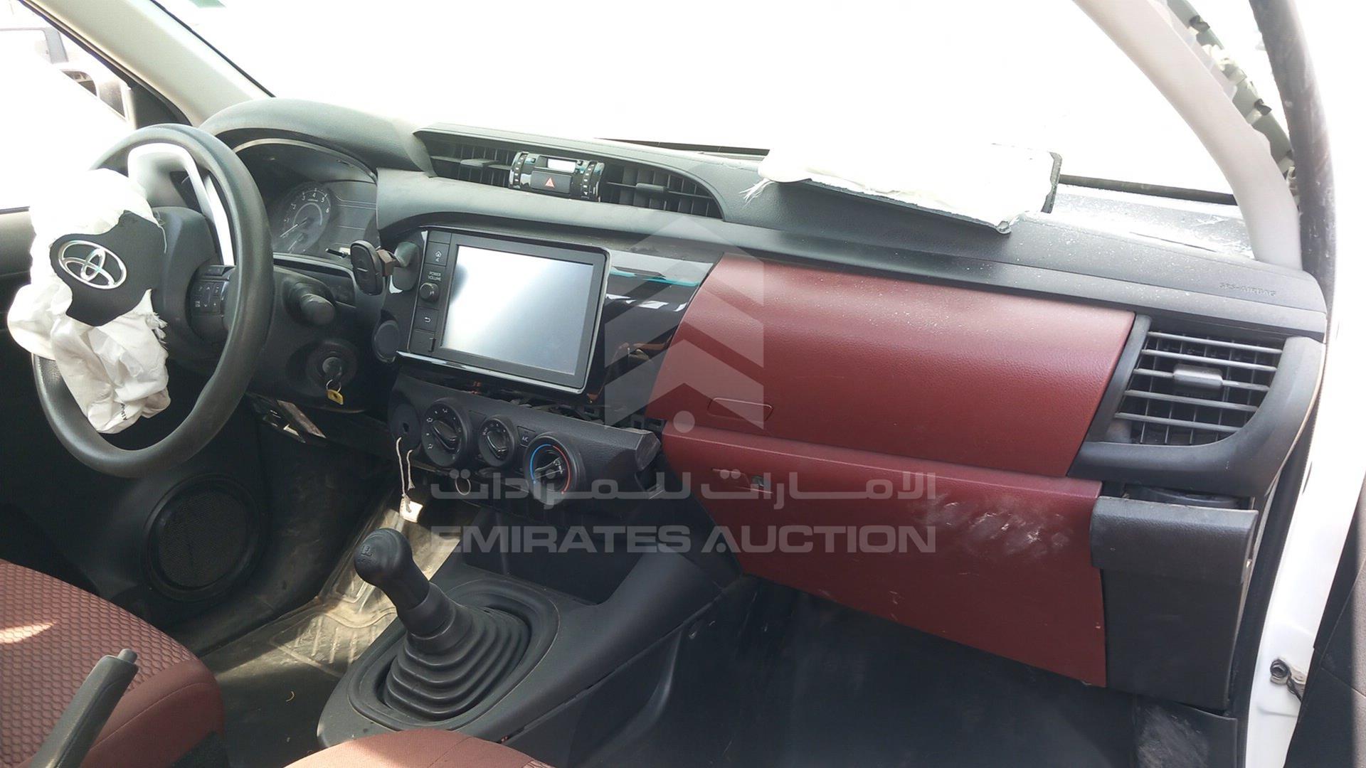 2022 TOYOTA HILUX VIN: MR0CX9CB2N3961684