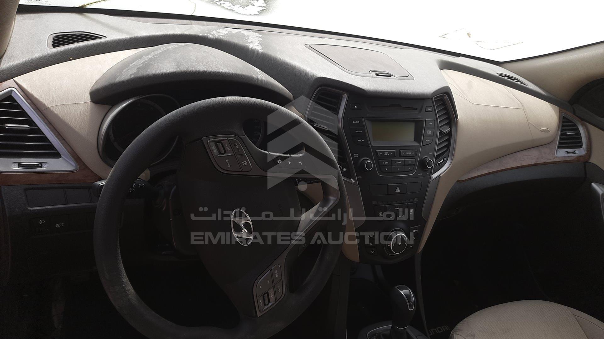 2015 HYUNDAI SANTA FE VIN: KMHSM81EXFU079194