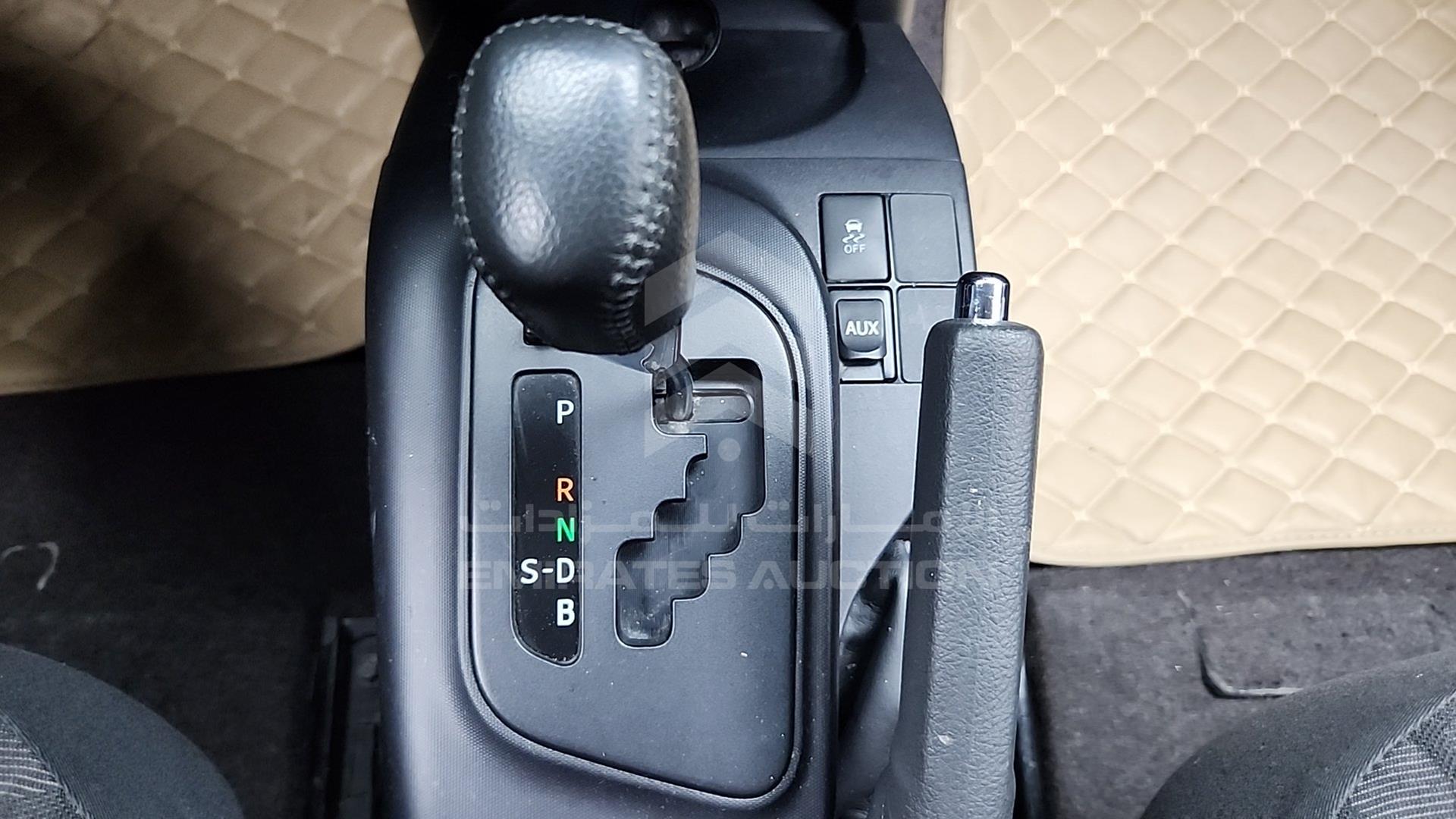 2010 TOYOTA IQ VIN: JTNML11040J028550
