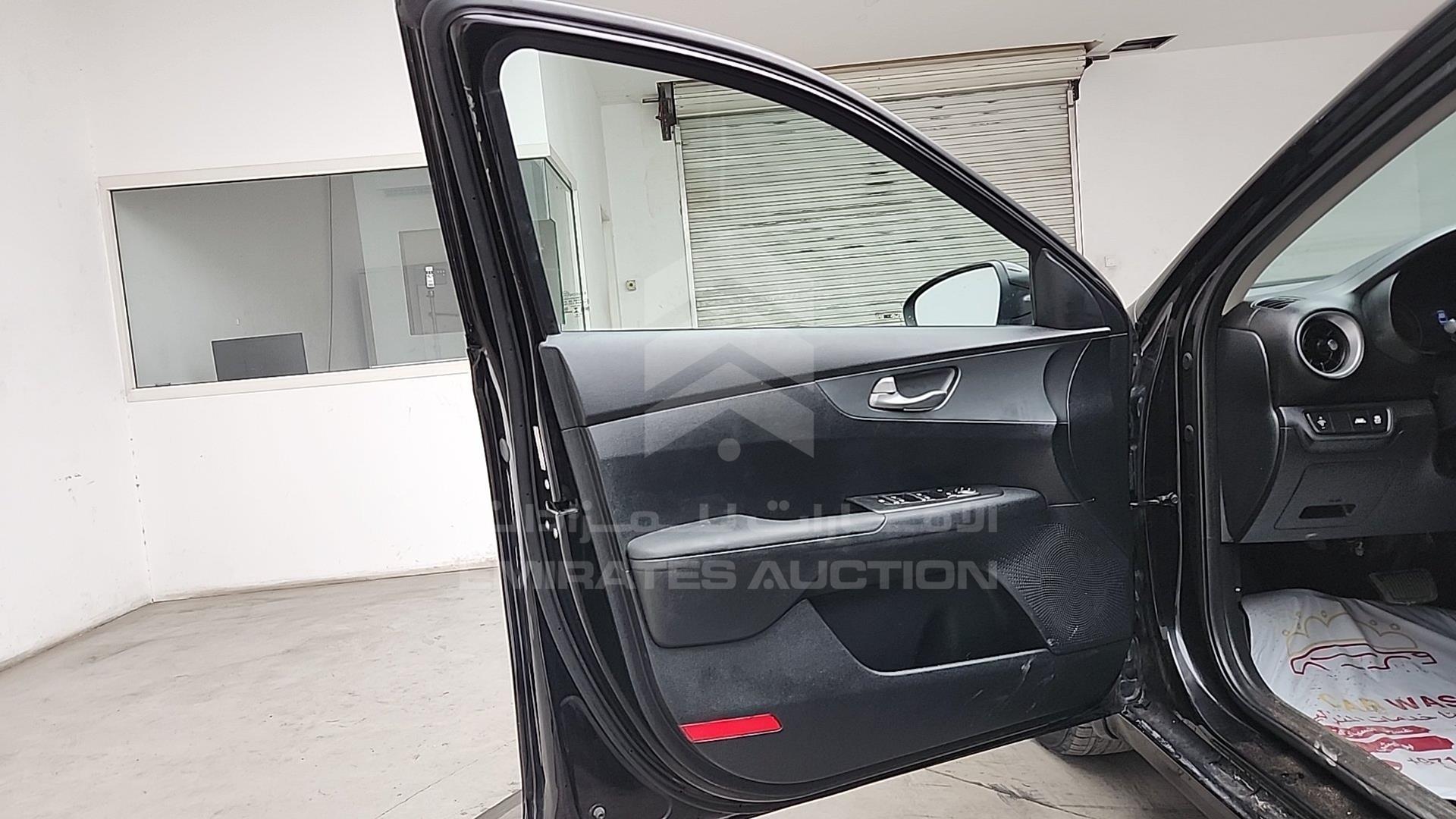 2020 KIA FORTE VIN: 3KPF24AD3LE174556
