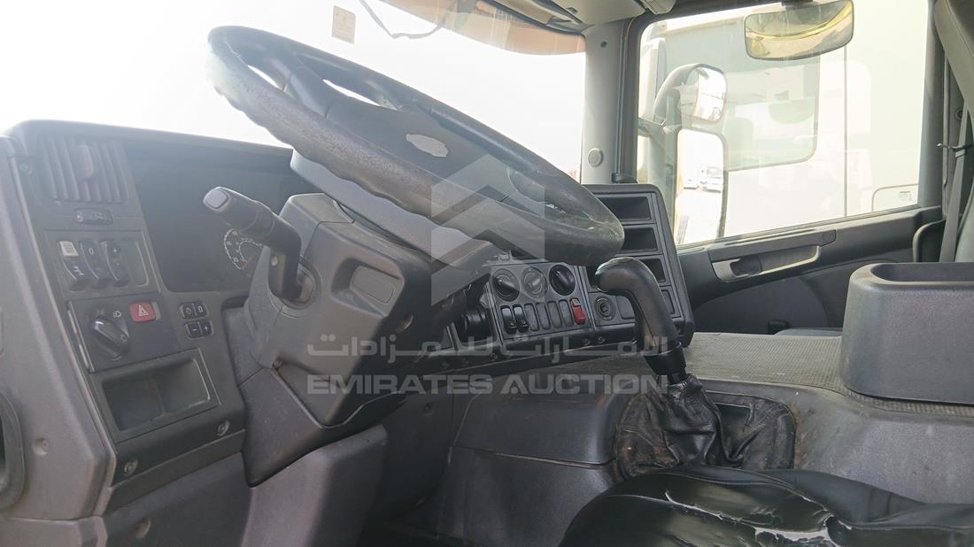 2011 Scania P 340 — Full Dashboard View — Photo 16
