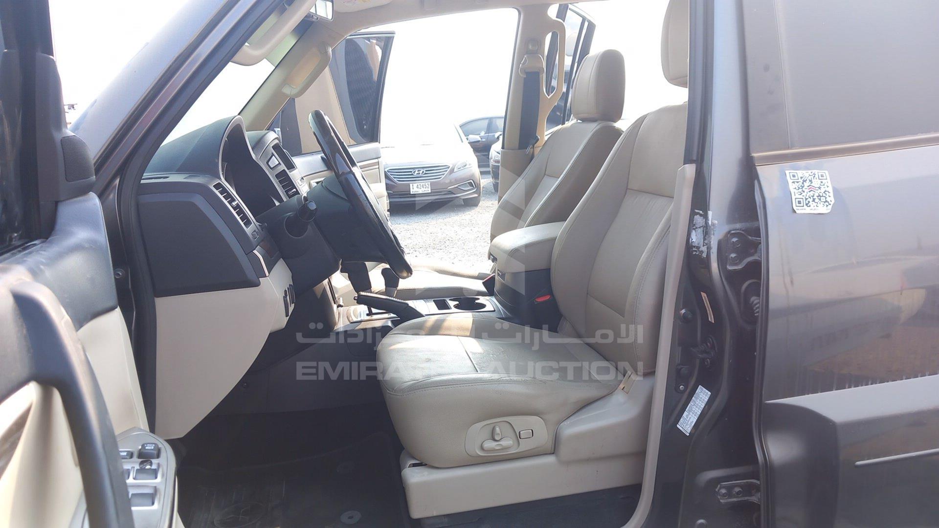 2013 MITSUBISHI PAJERO VIN: JMYLRV95WDJ701089