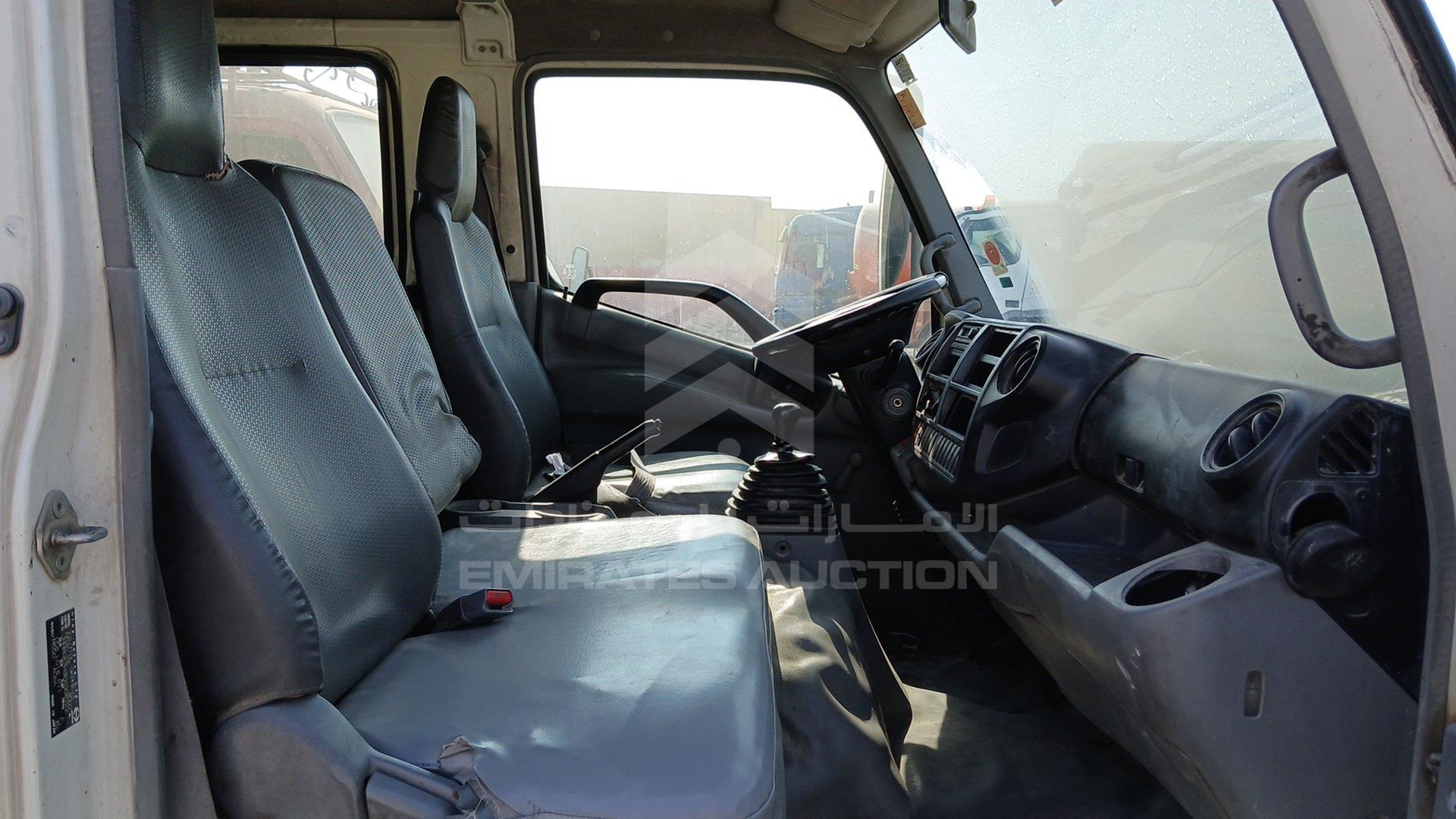 2014 HINO 300 VIN: JHHMCK3H3EK008222