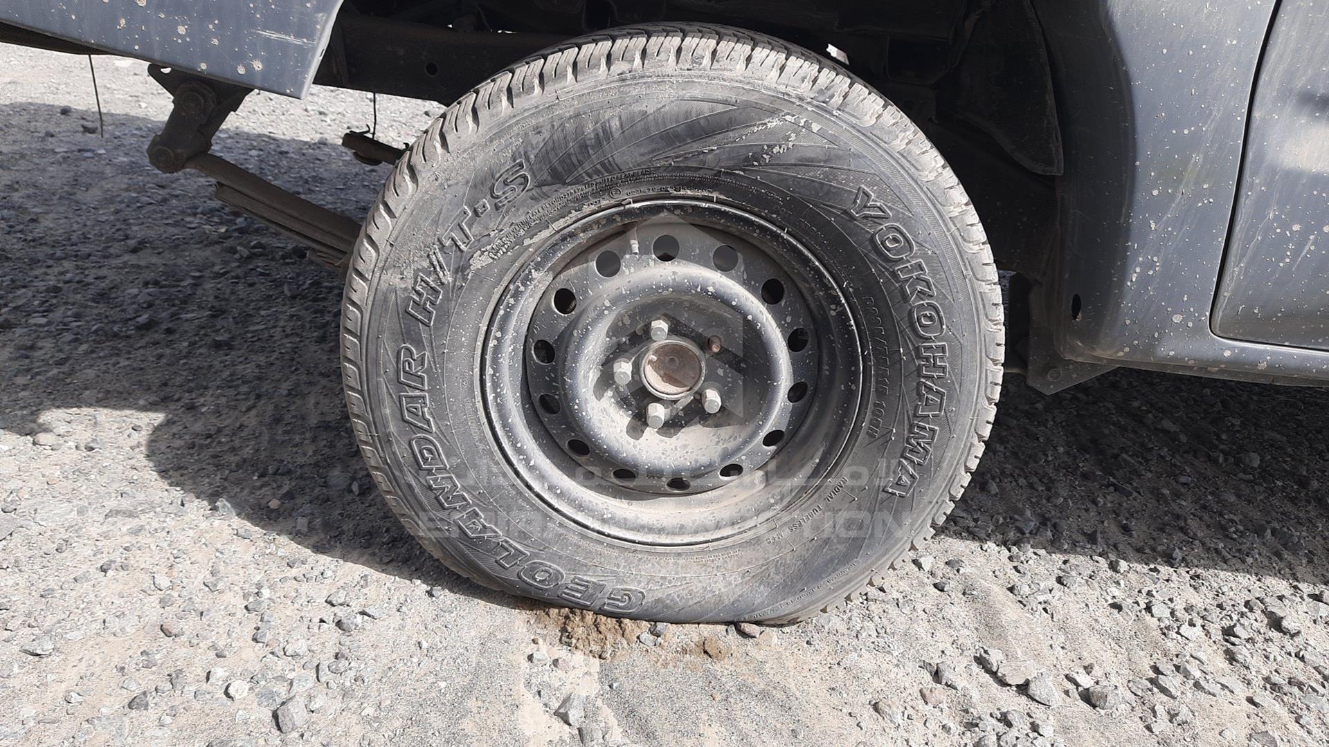 2001 TOYOTA HILUX VIN: JTFEM496320091087