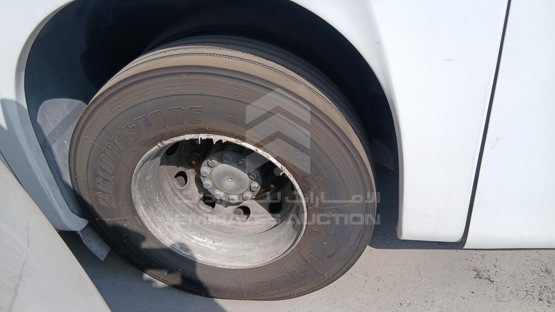2019 Mercedes Bus — Rear Right Tyre — Photo 27