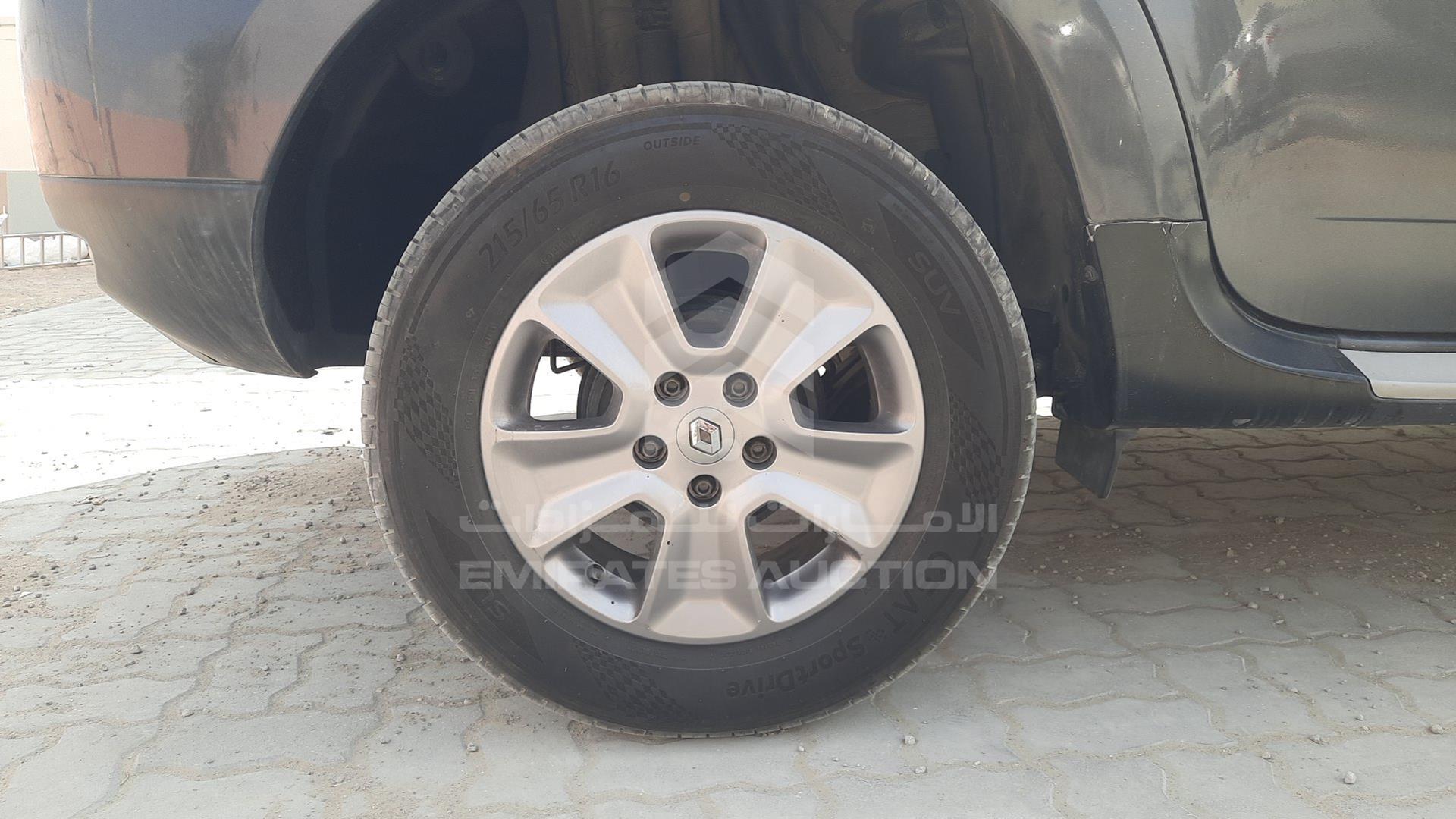 2017 RENAULT DUSTER VIN: VF1HSRCH5HA502395
