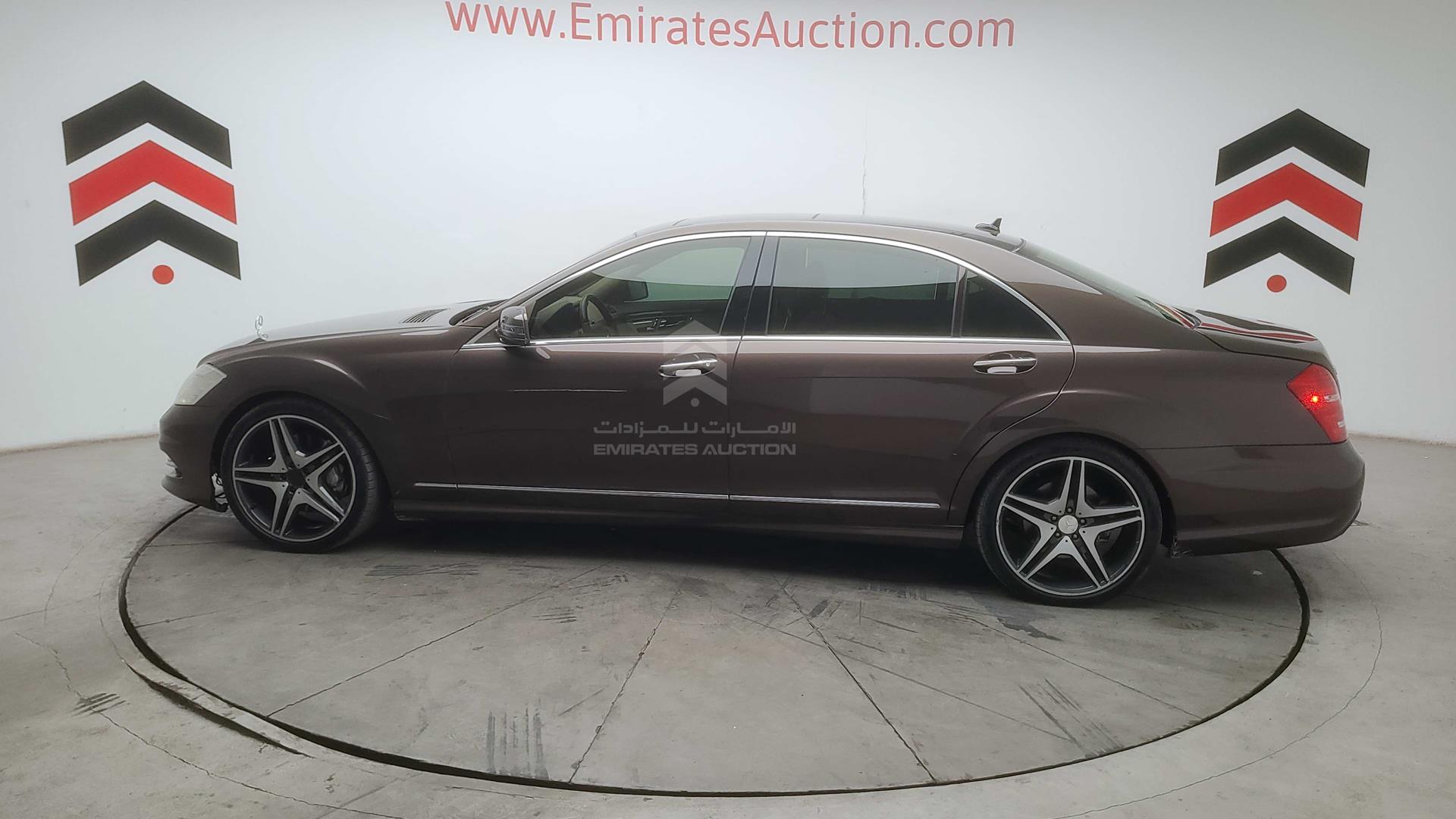 2011 MERCEDES S 350 VIN: WDDNG5GB2BA369886