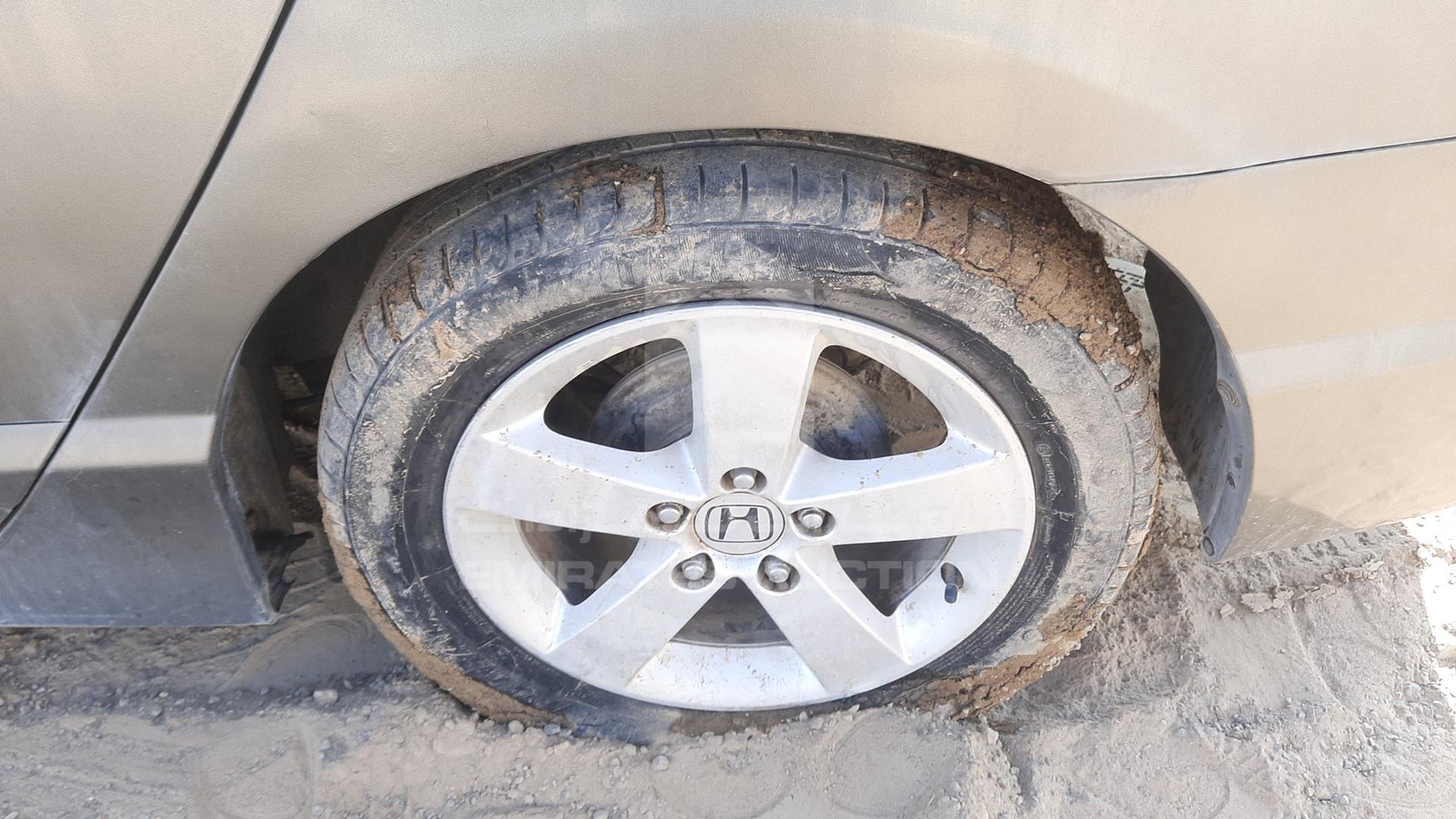2007 HONDA CIVIC VIN: JHMFD163X7S408184