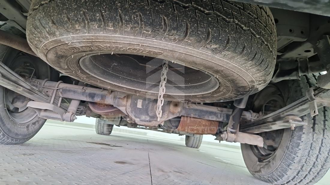2017 Nissan Urvan — Spare Tyre — Photo 14