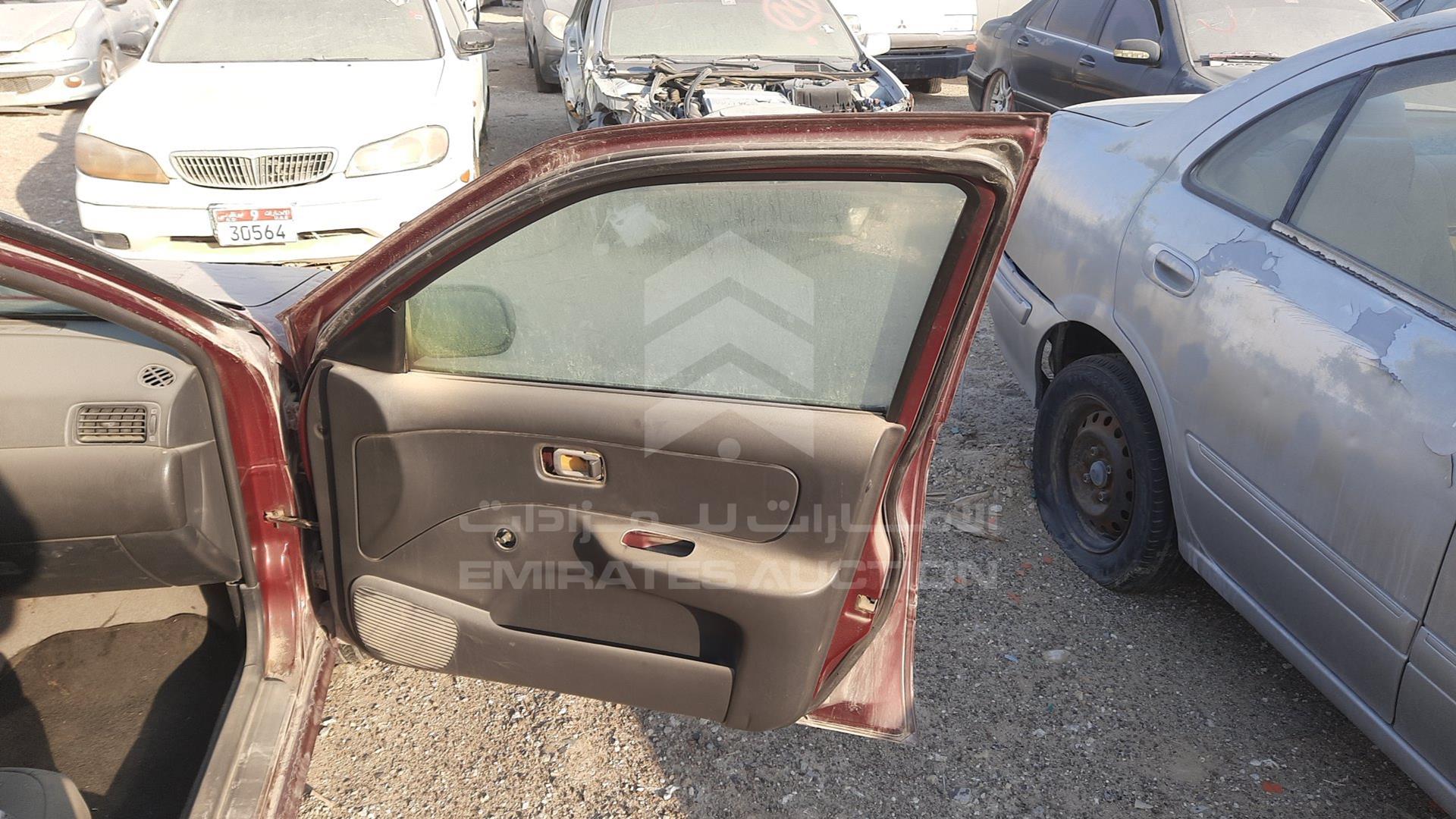 2000 NISSAN SUNNY VIN: JN1BB41S3YW000600