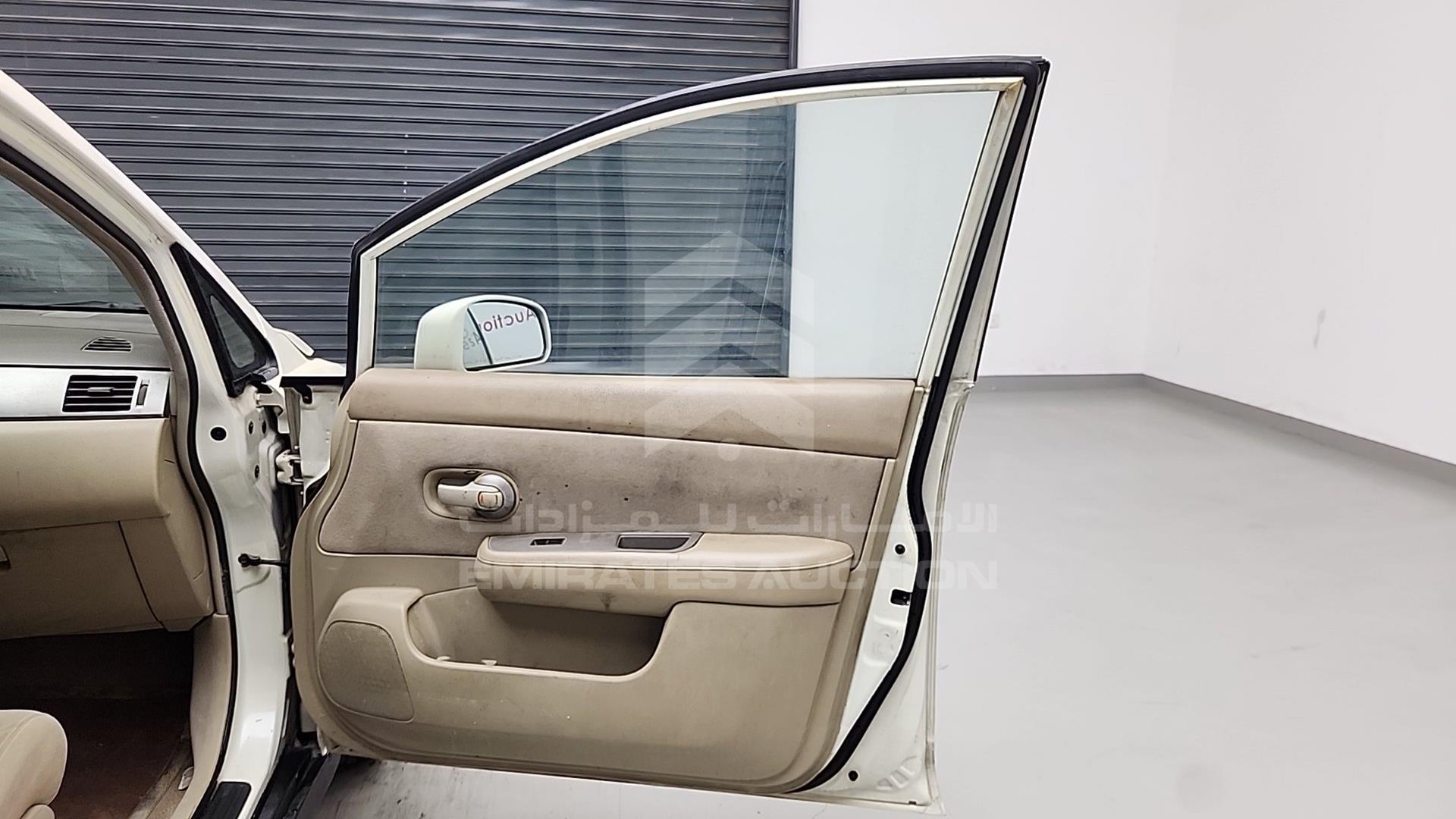 2007 NISSAN TIIDA VIN: JN1CC11C47T013137