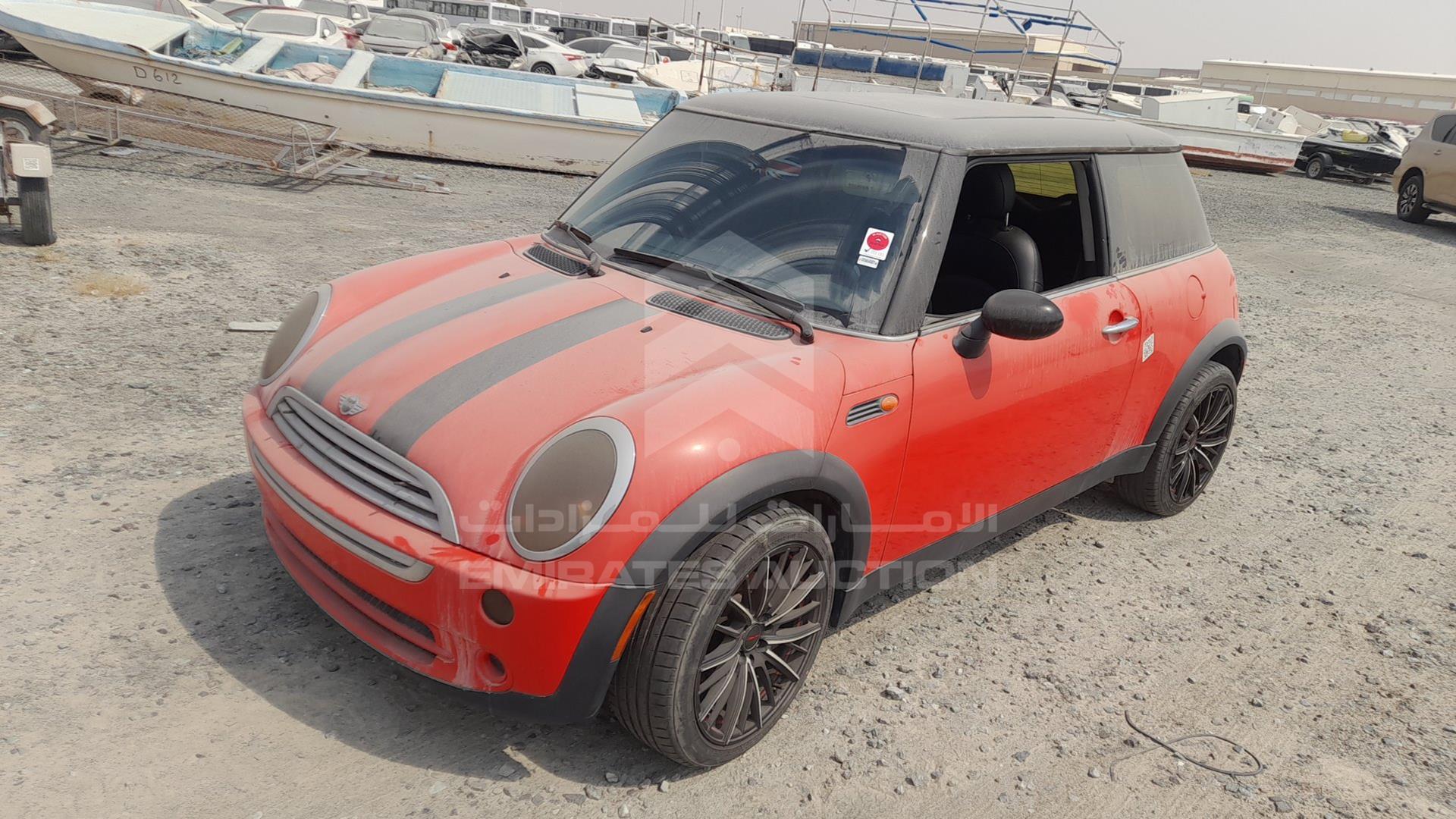2005 MINI COOPER VIN: WMWRC33595TK60424