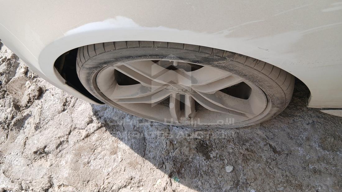2011 Audi - Scrap without document — Front Left Tyre — Photo 28