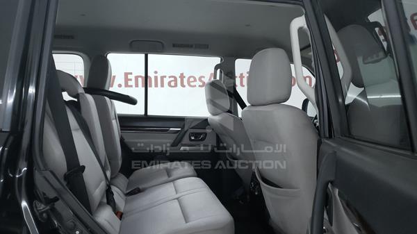 JMYLRV95WCJ702120 Mitsubishi Pajero