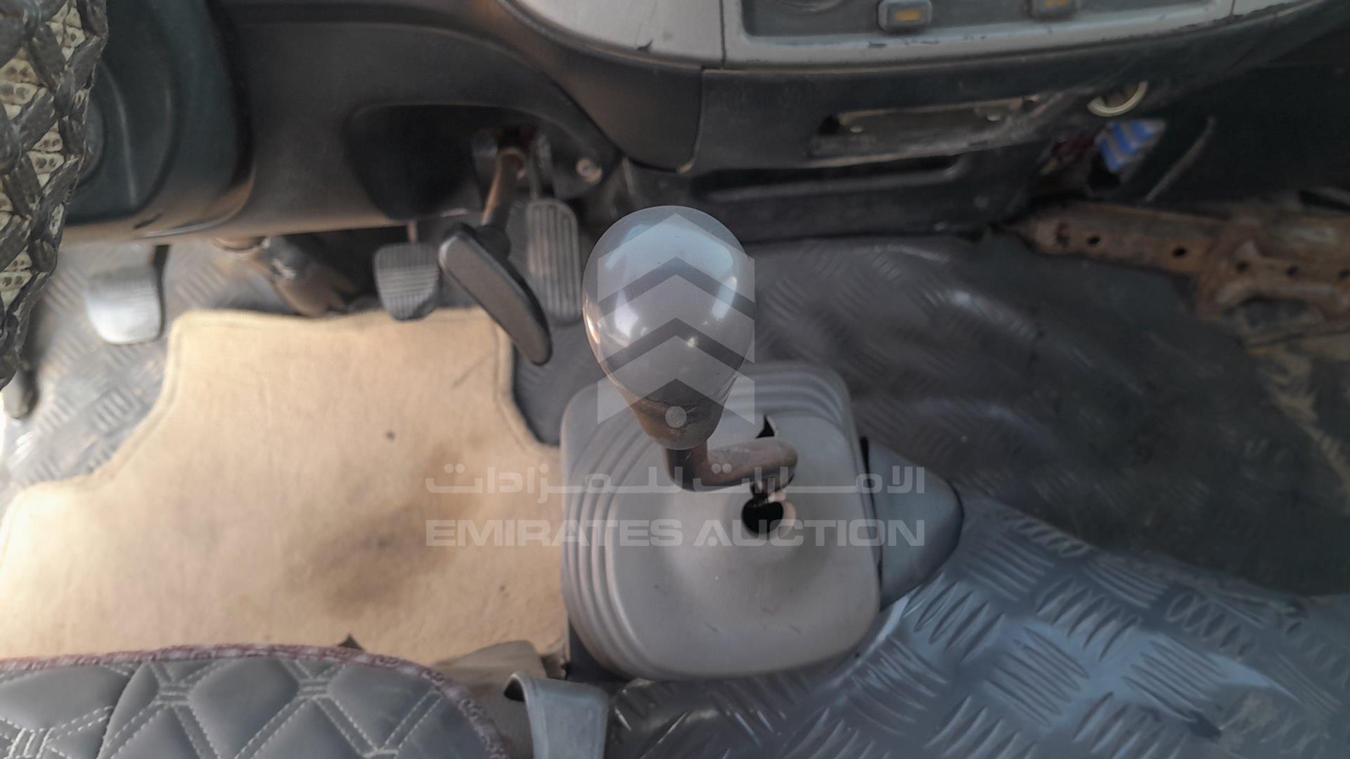 2008 NISSAN URVAN VIN: JN6AE54S88X002741