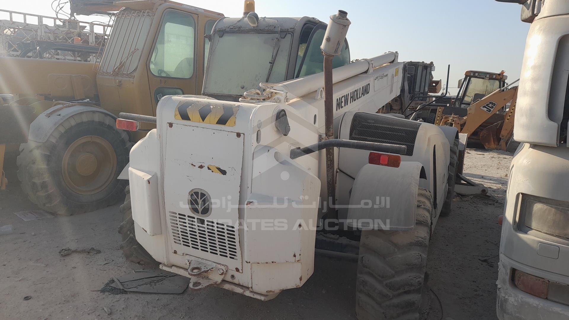2007 NEW HOLLAND LM 1745 VIN: FNHNH17MN7HK37156