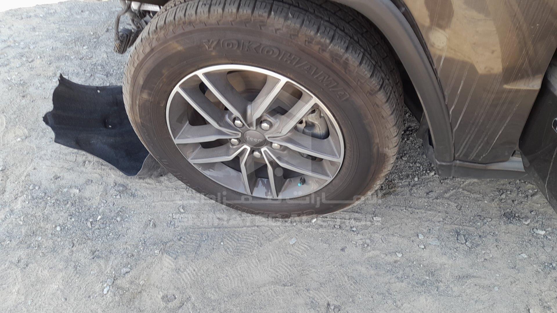 2019 JEEP GRAND CHEROKEE VIN: 1C4RJFBG6KC766852
