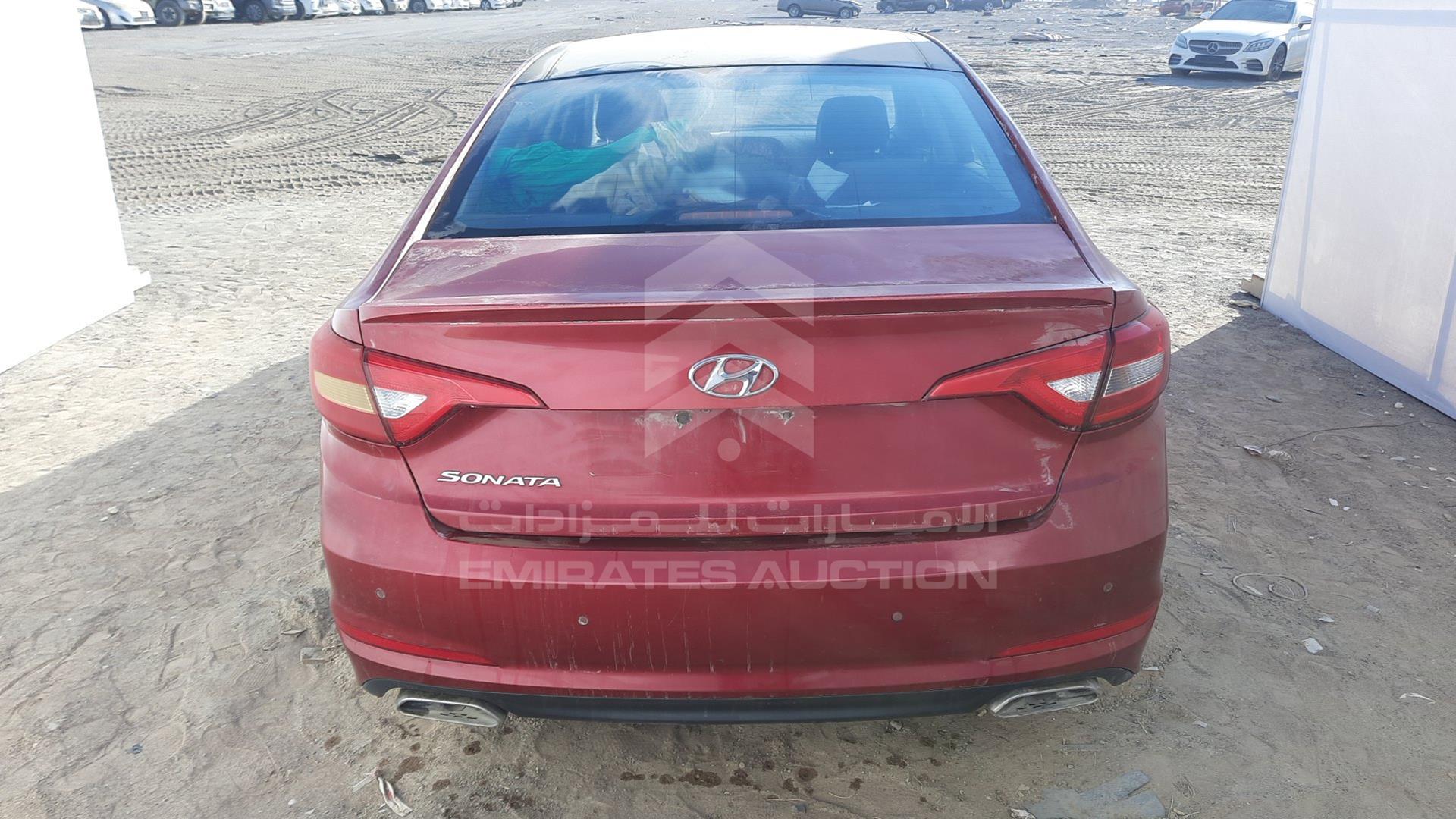 2015 HYUNDAI SONATA VIN: KMHE241G2FA028352