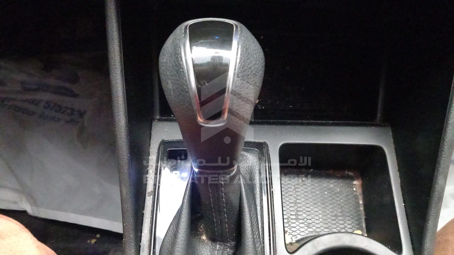 2020 HYUNDAI TUCSON VIN: KM8J33A42LU167175