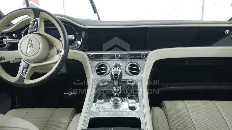 SCBCG2ZG8LC082814 Auction: EmiratesAuction Lot: 413751 SCBCG2ZG8LC082814 Bentley Continental 2020 SILVER Photo 14