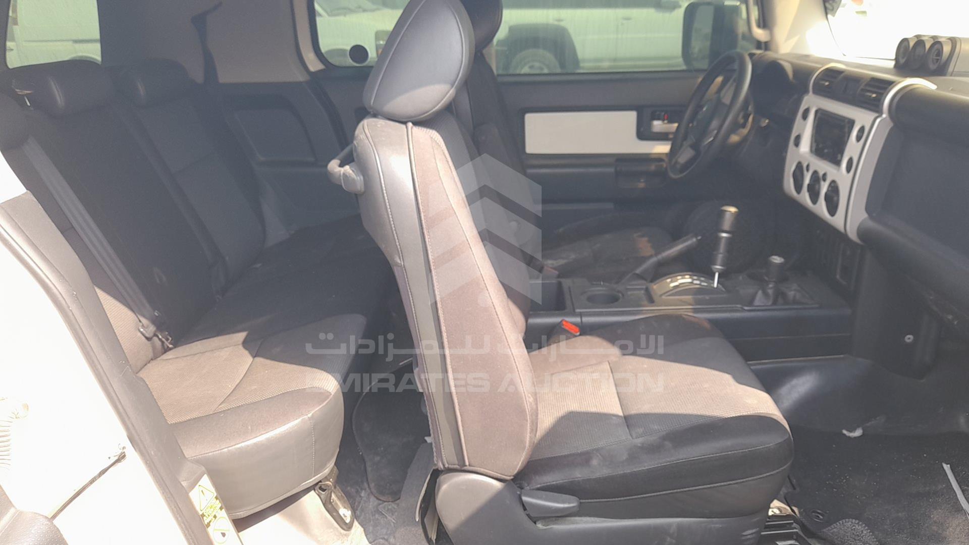 2014 TOYOTA FJ CRUISER VIN: JTEBU11F3EK195394