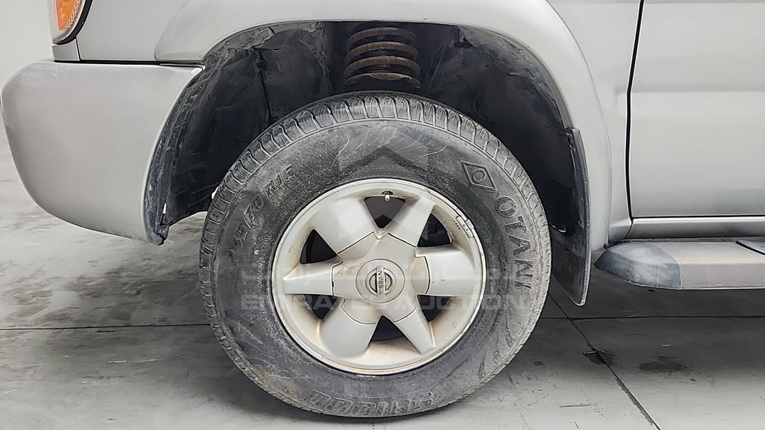 2005 Nissan Pathfinder — Front Left Tyre — Photo 36