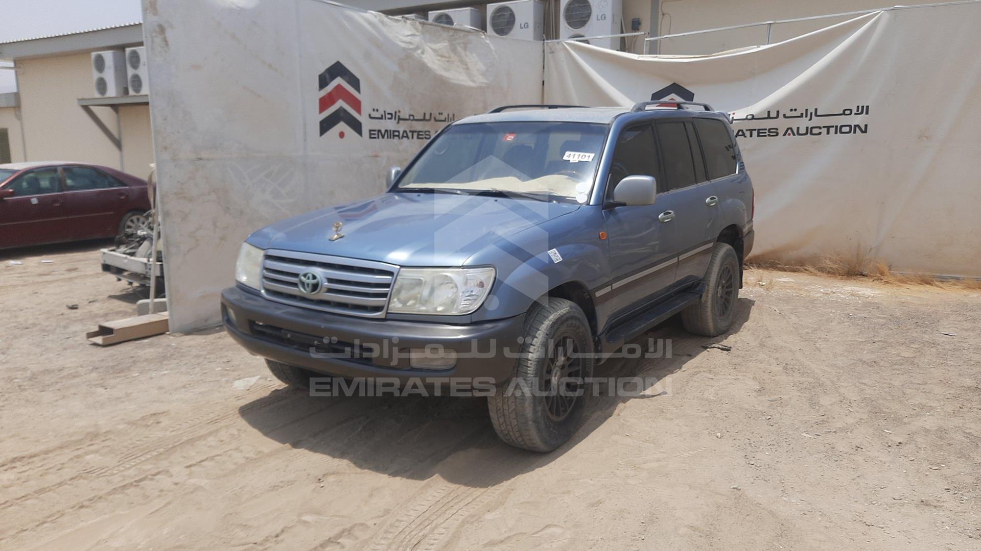 2005 TOYOTA LAND CRUISER VIN: JTEHT05J852069778