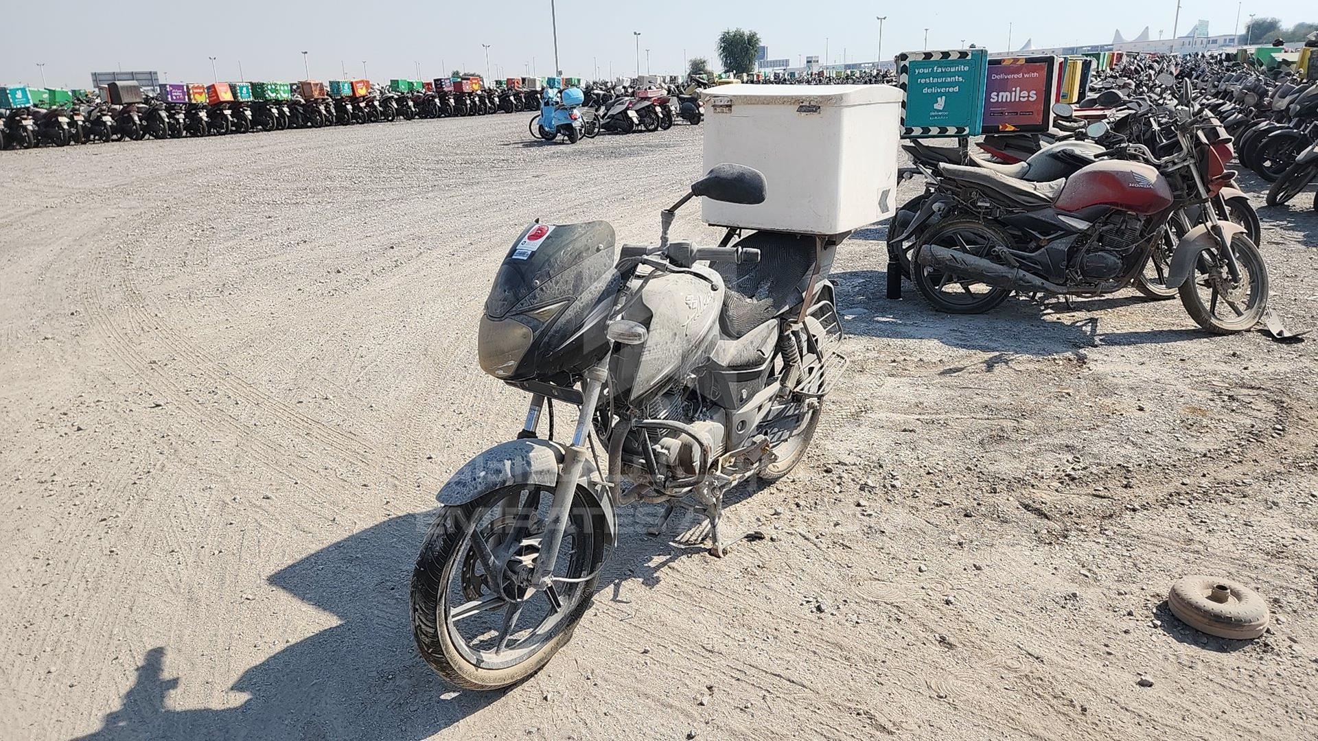 2015 BAJAJ PULSAR VIN: MD2A11CZ6FWK44737