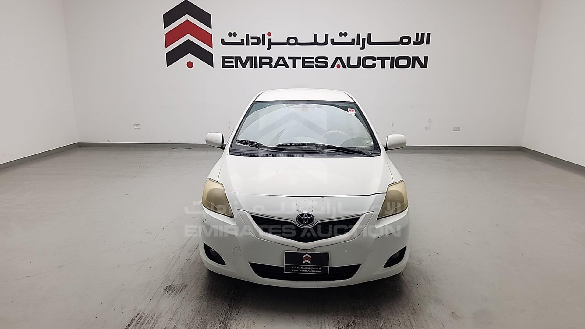 2011 TOYOTA YARIS VIN: JTDBW9234B4052200