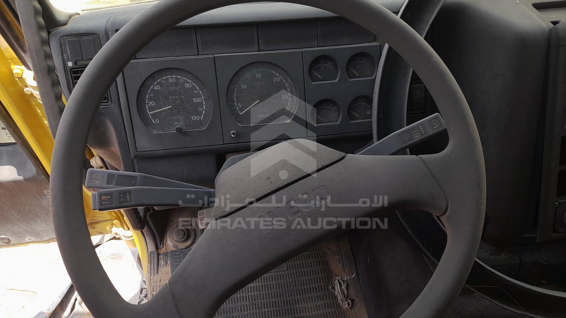 0 IVECO --- VIN: WJMB1VNS00C118985