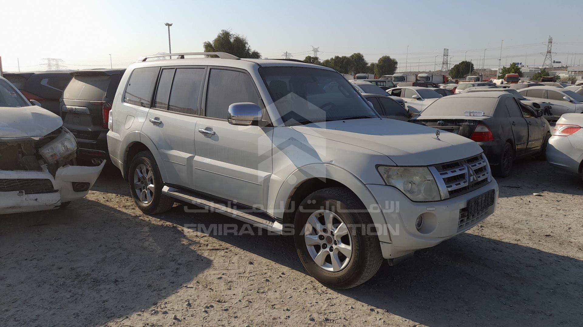 2013 MITSUBISHI PAJERO VIN: JMYLRV95WDJ702310