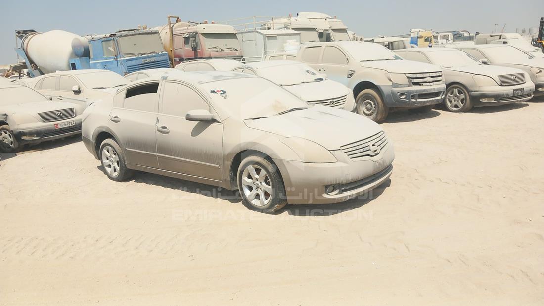 نيسان التيما 2008 — الزاوية الأمامية اليمنى — صورة 9
