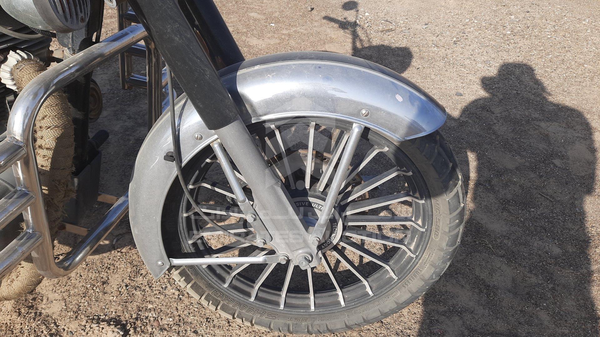 2015 ROYAL ENFIELD MOTORBIKE VIN: ME3U5S5F0FF108435