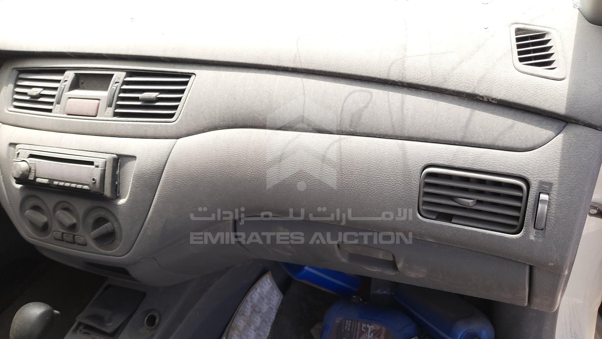 2011 MITSUBISHI LANCER VIN: JMYSRCS1ABU705773