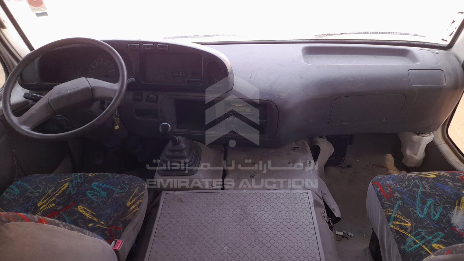 2009 TOYOTA COASTER VIN: JTGFK518394003652
