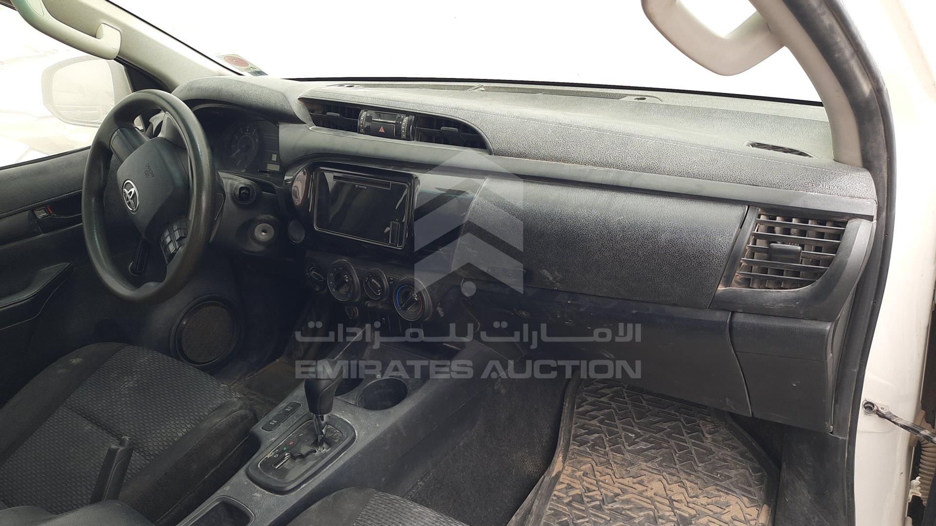 2020 TOYOTA HILUX VIN: MR0DX9CD9L2525357